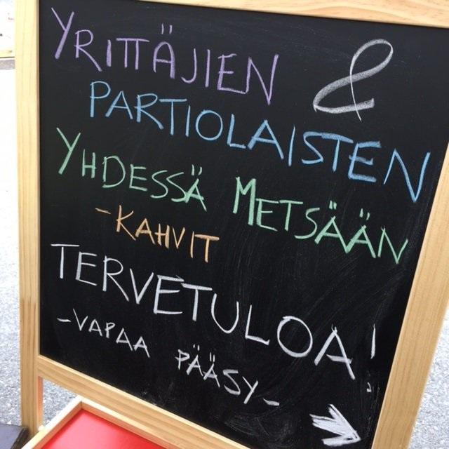 suomiareena_sy_ja_partiolaiset_yhdessa_metsaan_-kahvit.jpg