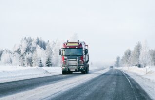 Kuorma-autojen ikä alkaa olla riskirajalla