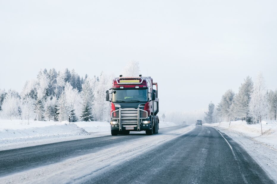 Kuorma-autojen ikä alkaa olla riskirajalla